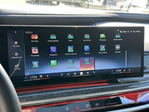 Used 2024 BMW 740i RWD image 41
