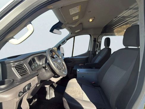 Used 2020 Ford Transit 250 Low Roof AWD image 13