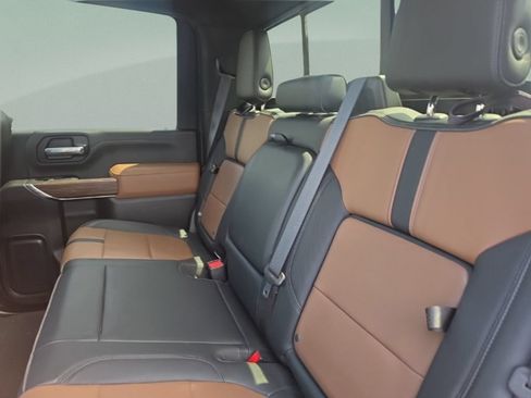 Used 2023 Chevrolet Silverado 2500 High Country w/ Z71 Off-Road Package AWD/4WD image 25