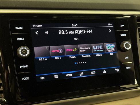 Used 2023 Volkswagen Atlas SE w/ Black Wheel Package image 18