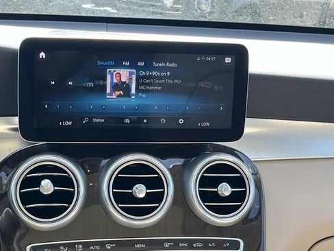 Used 2022 Mercedes-Benz GLC 300 image 17