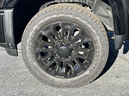 New 2026 GMC Sierra 2500 Denali w/ Denali Reserve Package AWD/4WD image 18