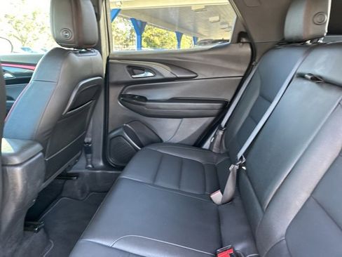 Used 2024 Chevrolet TrailBlazer RS image 32