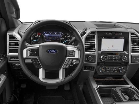Used 2017 Ford F250 Lariat w/ Lariat Ultimate Package AWD/4WD image 7