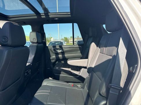 Used 2022 Chevrolet Tahoe RST w/ Luxury Package AWD/4WD image 20