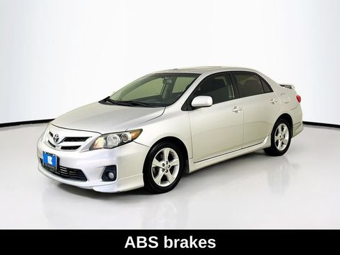 Used 2012 Toyota Corolla S FWD image 3