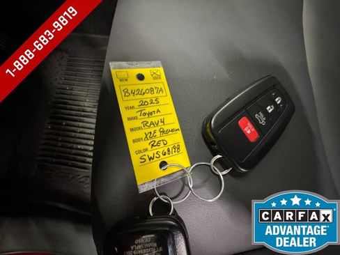 Used 2025 Toyota RAV4 XLE Premium AWD/4WD image 27