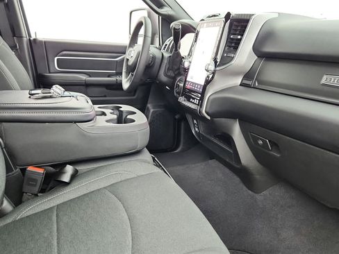 Used 2026 RAM 2500 Big Horn AWD/4WD image 39