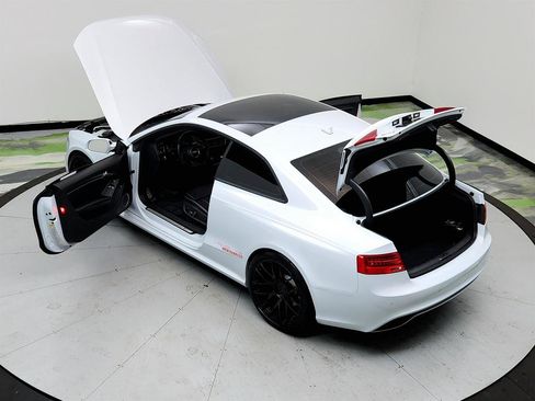 Used 2013 Audi RS 5 Coupe w/ Audi MMI Navigation Plus Pkg image 39