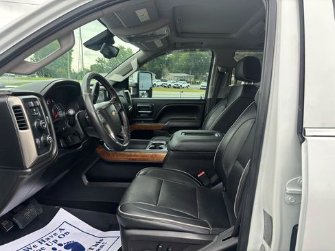 Used 2017 Chevrolet Silverado 3500 High Country w/ Duramax Plus Package AWD/4WD image 11
