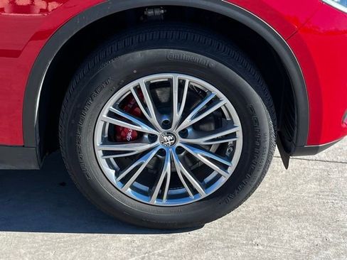 Used 2023 Alfa Romeo Stelvio Sprint image 9