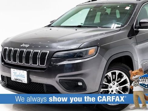Used 2019 Jeep Cherokee Latitude Plus FWD image 2
