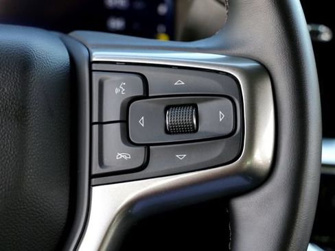 Used 2024 Chevrolet Silverado 2500 LTZ w/ LTZ Convenience Package AWD/4WD image 13