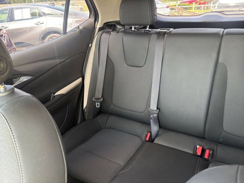 Used 2025 Buick Encore GX Preferred FWD image 38