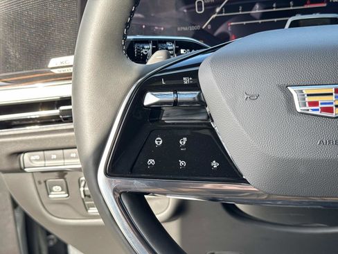 New 2026 Cadillac Escalade Luxury image 32