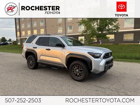 Used 2025 Toyota 4Runner SR5 AWD/4WD image 1