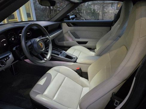 Used 2021 Porsche 911 Targa 4 image 12