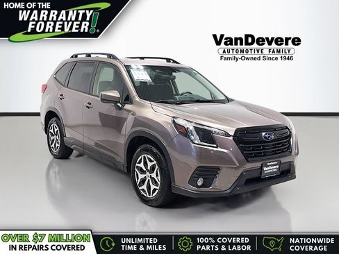 Used 2022 Subaru Forester Premium AWD/4WD image 1