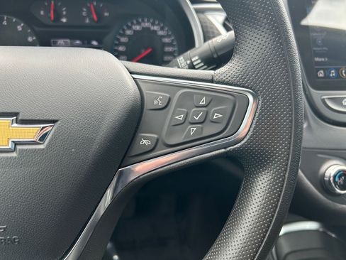 Used 2023 Chevrolet Malibu LT FWD image 16