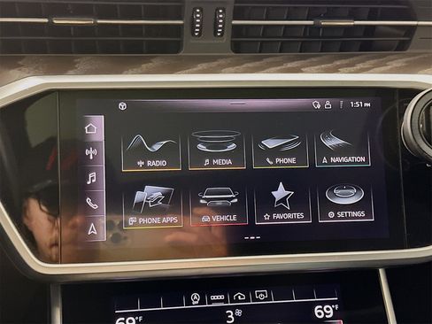 Used 2021 Audi A6 Premium Plus w/ Premium Plus Package image 16