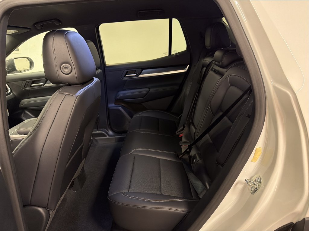New 2027 GMC Terrain Elevation w/ Elevation Premium Package FWD image 26