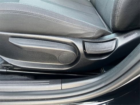 Used 2022 Kia K5 LXS image 19