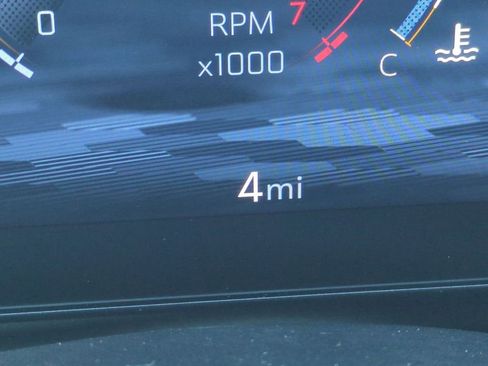 New 2026 Chevrolet Equinox ACTIV w/ Convenience Package III image 12