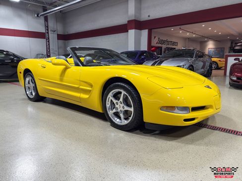 Used 2000 Chevrolet Corvette Convertible image 7