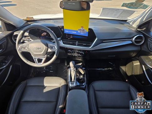 Used 2024 Chevrolet Trax ACTIV w/ Sunroof Package FWD image 40