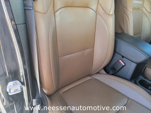 Used 2023 Jeep Wrangler Unlimited Rubicon w/ Xtreme 35 Tire Package image 10