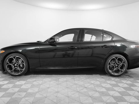 New 2025 Alfa Romeo Giulia w/ Driving Assist Package image 5