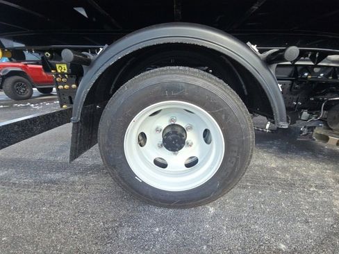 New 2025 Chevrolet Low Cab Forward 5500 XD image 7