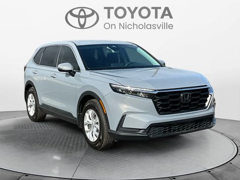 Used 2025 Honda CR-V LX image 7