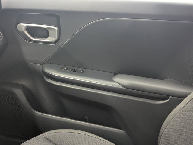 Used 2026 Kia K4 FWD image 30