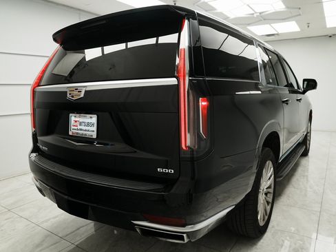 Used 2021 Cadillac Escalade ESV Premium Luxury image 4