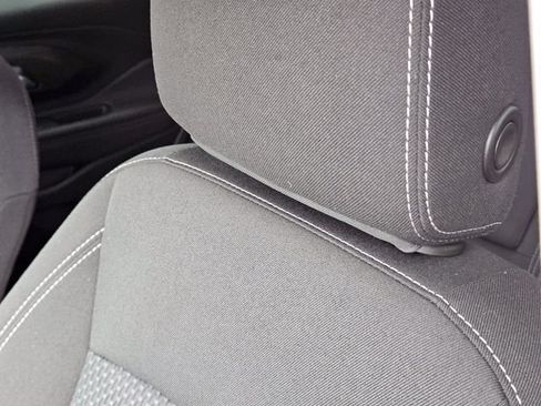 Used 2023 GMC Terrain SLE w/ Driver Convenience Package FWD image 7