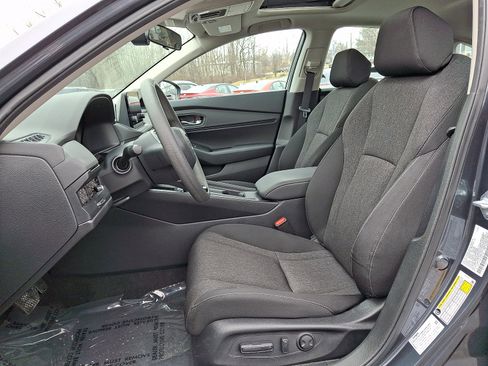 Used 2024 Honda Accord EX image 13