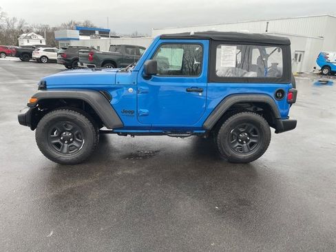 Used 2021 Jeep Wrangler Sport image 9