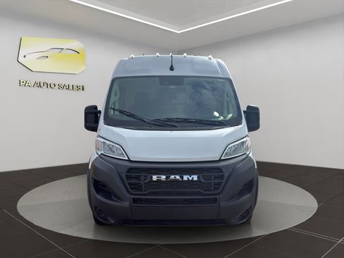 Used 2024 RAM ProMaster 2500 image 2