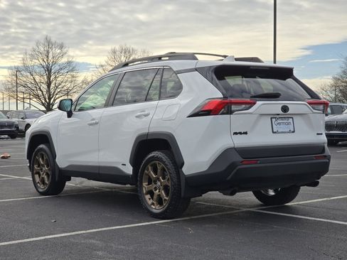 Used 2023 Toyota RAV4 Woodland Edition image 14
