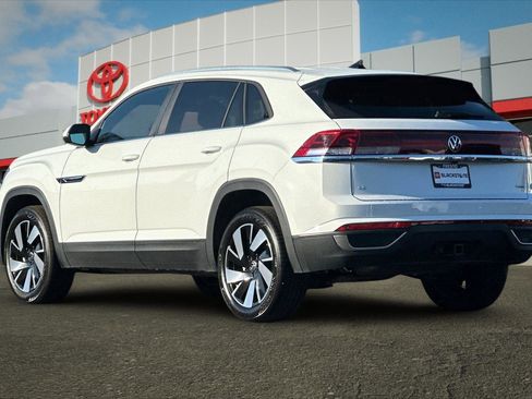 Used 2025 Volkswagen Atlas Cross Sport SE AWD/4WD image 5