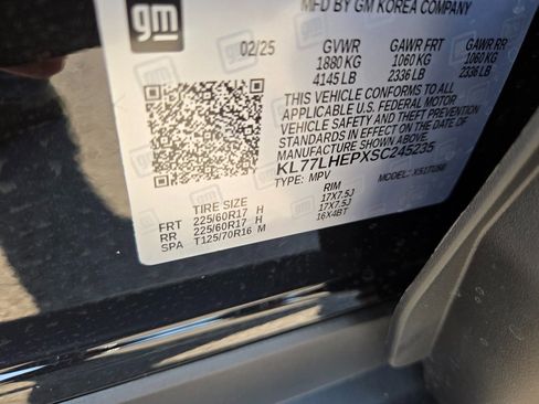 New 2025 Chevrolet Trax LT w/ Driver Confidence Package image 12