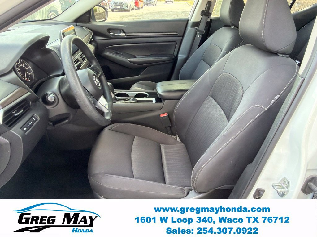 Used 2024 Nissan Altima 2.5 SV FWD image 22