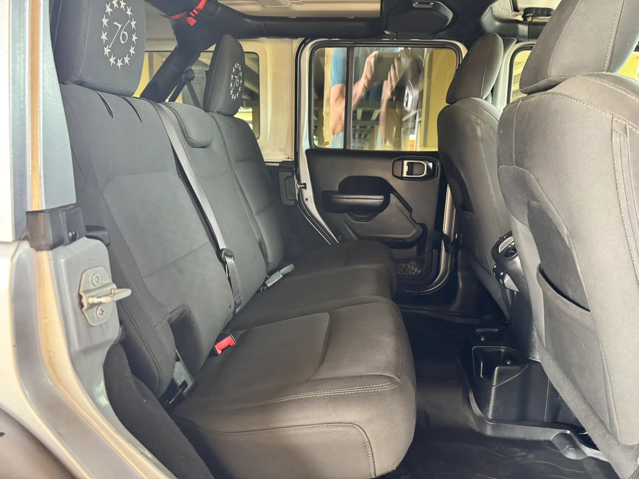 Used 2018 Jeep Wrangler Unlimited Sport S AWD/4WD image 25