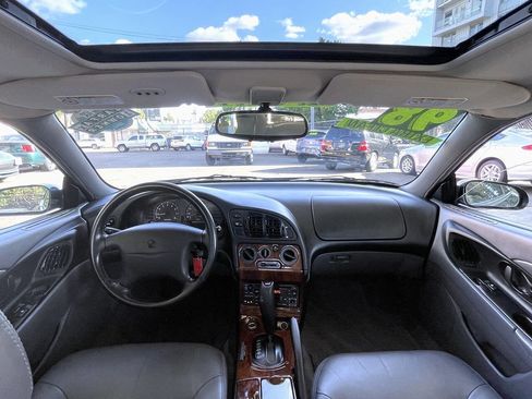 Used 1998 Chrysler Sebring LXi FWD image 17