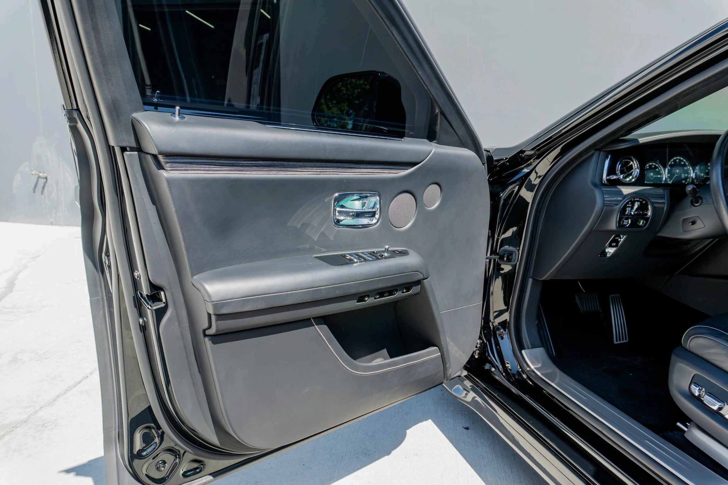 Used 2021 Rolls-Royce Ghost AWD/4WD image 78