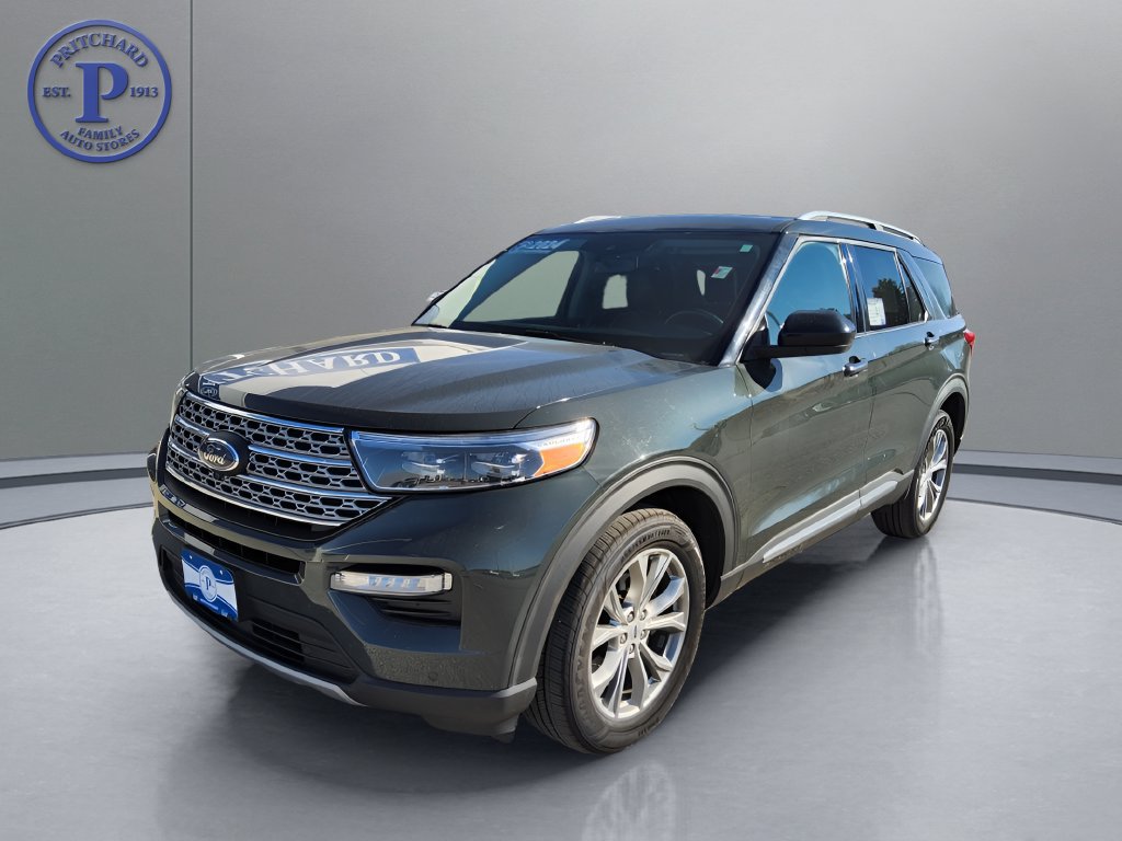 Used 2024 Ford Explorer Limited AWD/4WD image 3