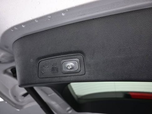 Used 2019 Lincoln MKC Reserve w/ MKC Climate Package image 7