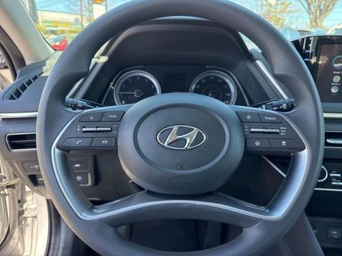 Certified 2023 Hyundai Sonata SEL w/ Cargo Package image 11