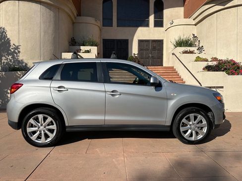 Used 2015 Mitsubishi Outlander Sport ES image 6